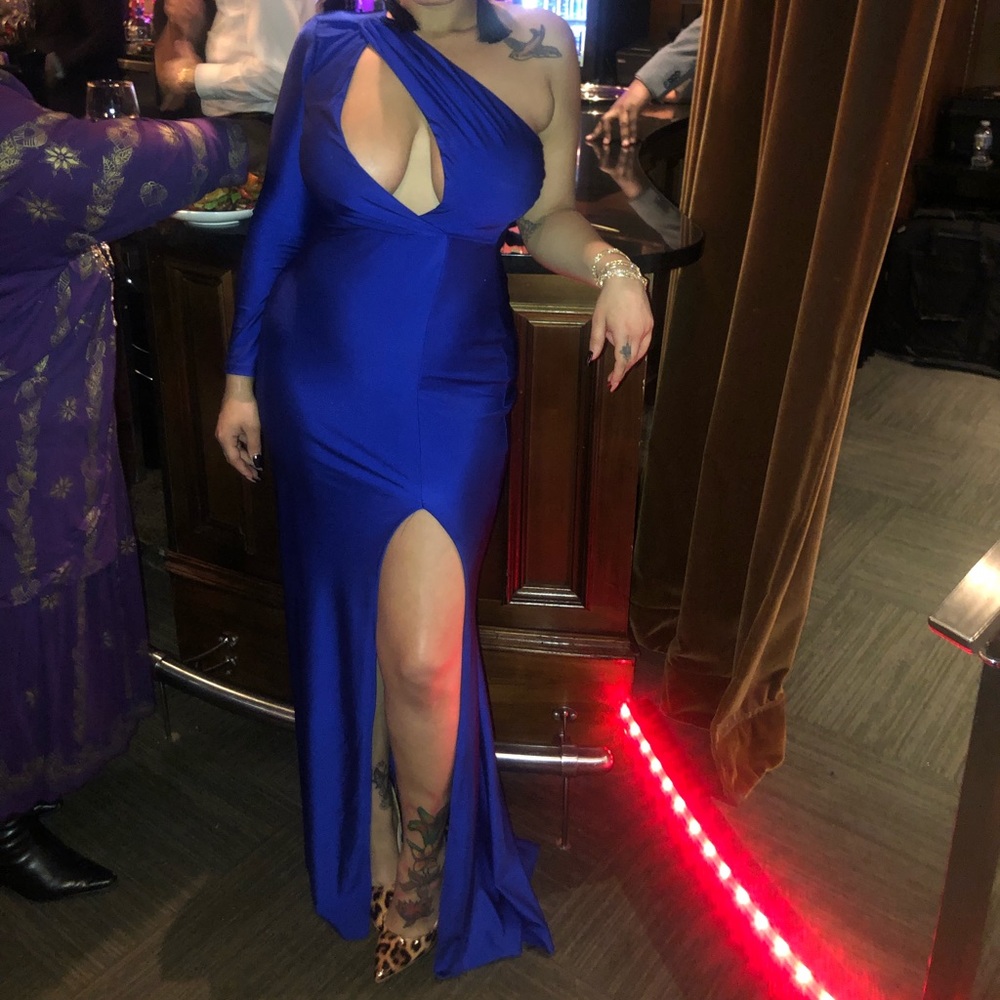 Sexy royal dress